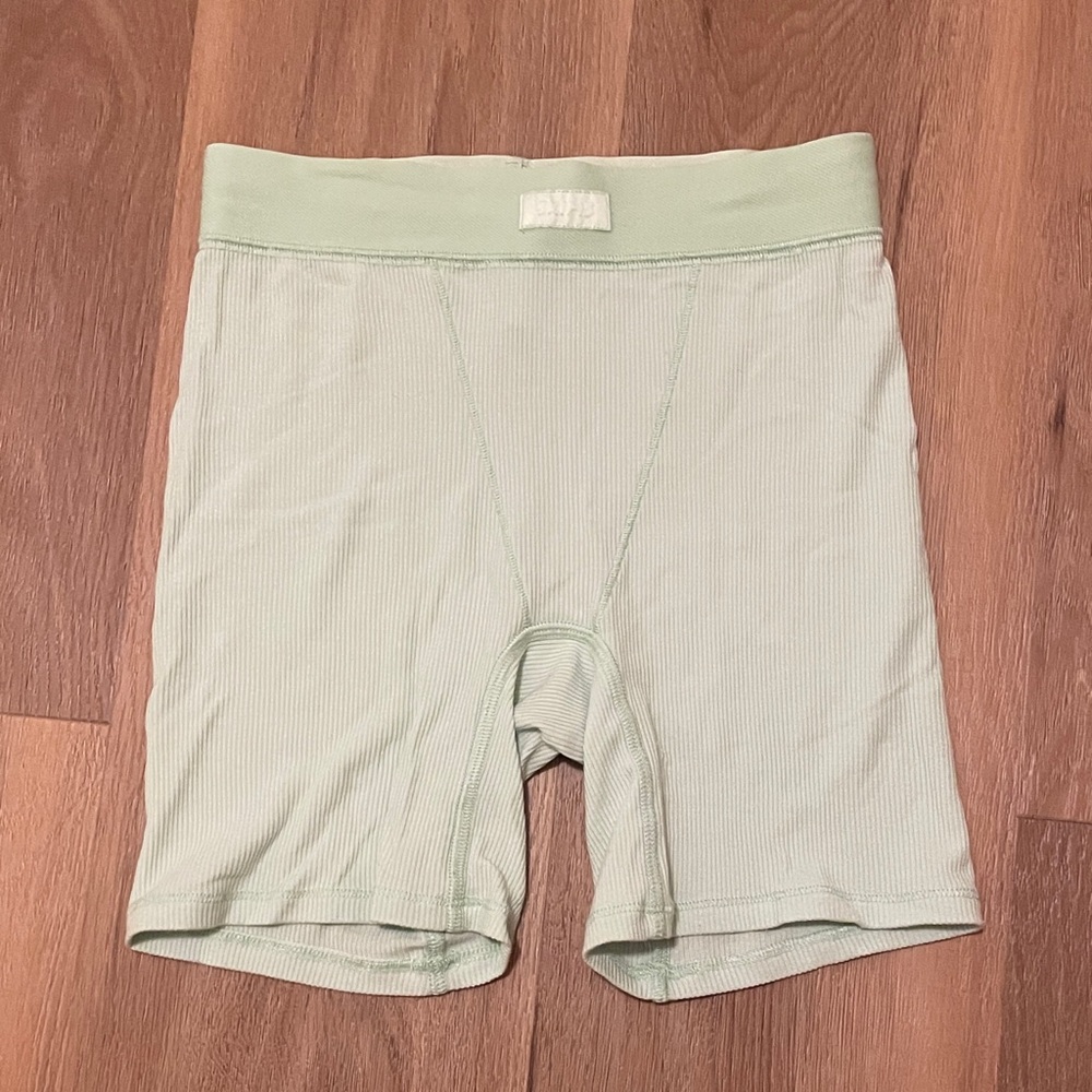 Skims Mint Color Ribbed Shorts